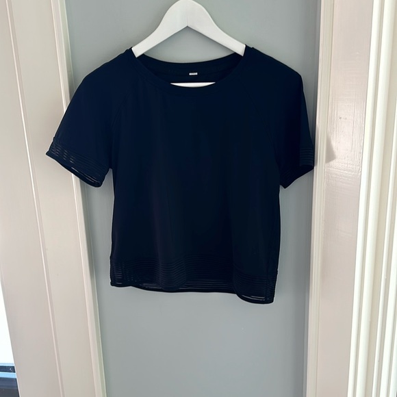 Lululemon Stripe In Stride Short Sleeve - Picture 3 of 5